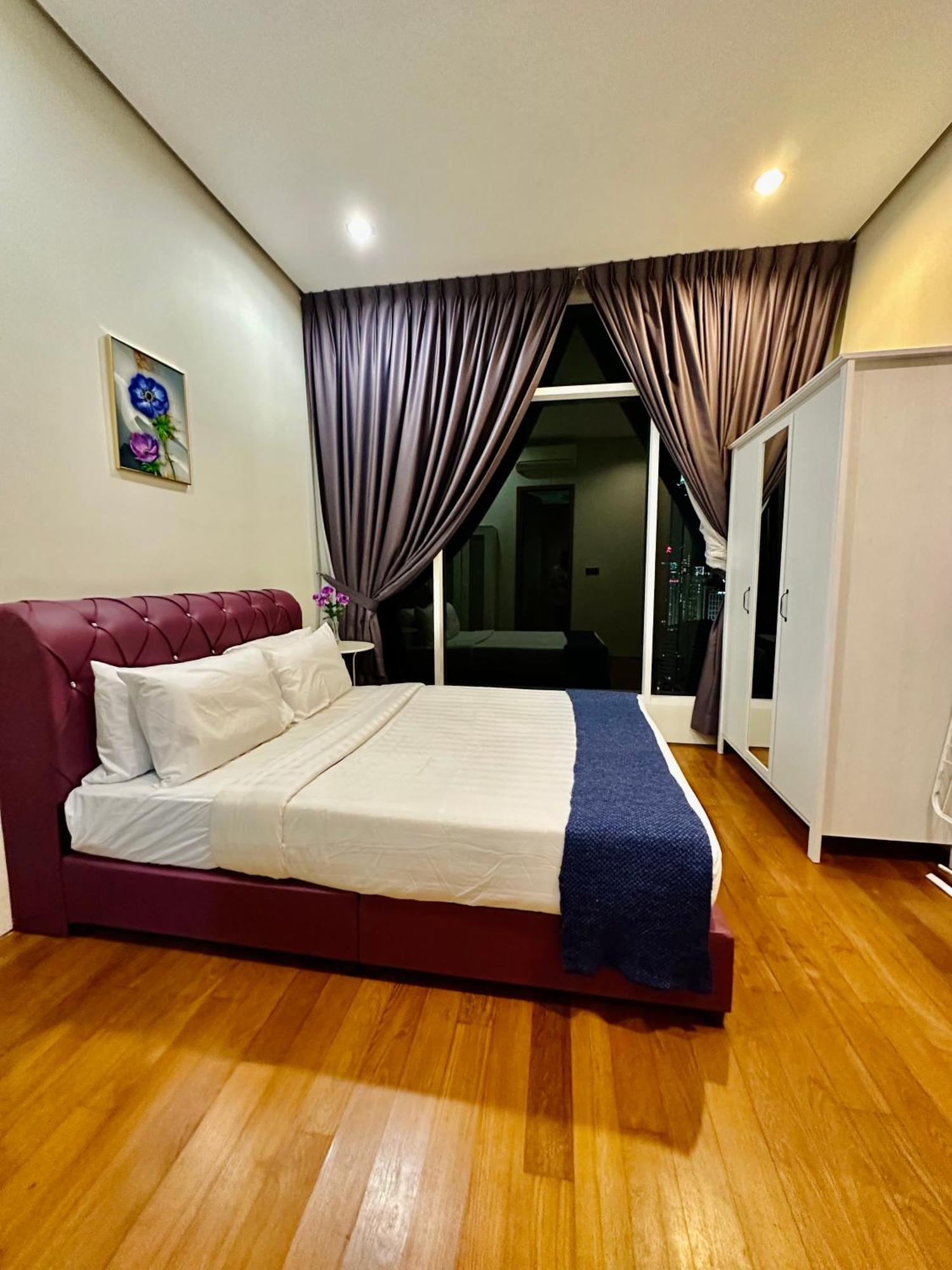 Soho Suites Klcc By Sky Multilink Куала Лумпур Екстериор снимка